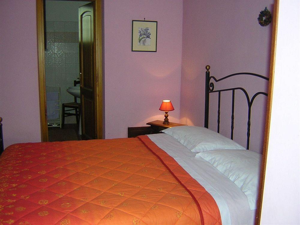 Il Baffetto B&B Рим Екстериор снимка